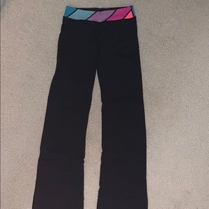 Black Ivivva leggings